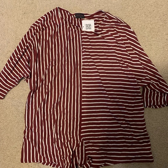 Stella Rose Blouse. Size  XL. New with tags - Picture 1 of 1